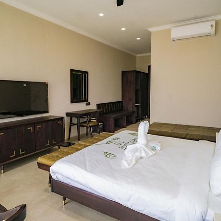 Maira Resort And Convention Centre Raipur  Ngoại thất bức ảnh