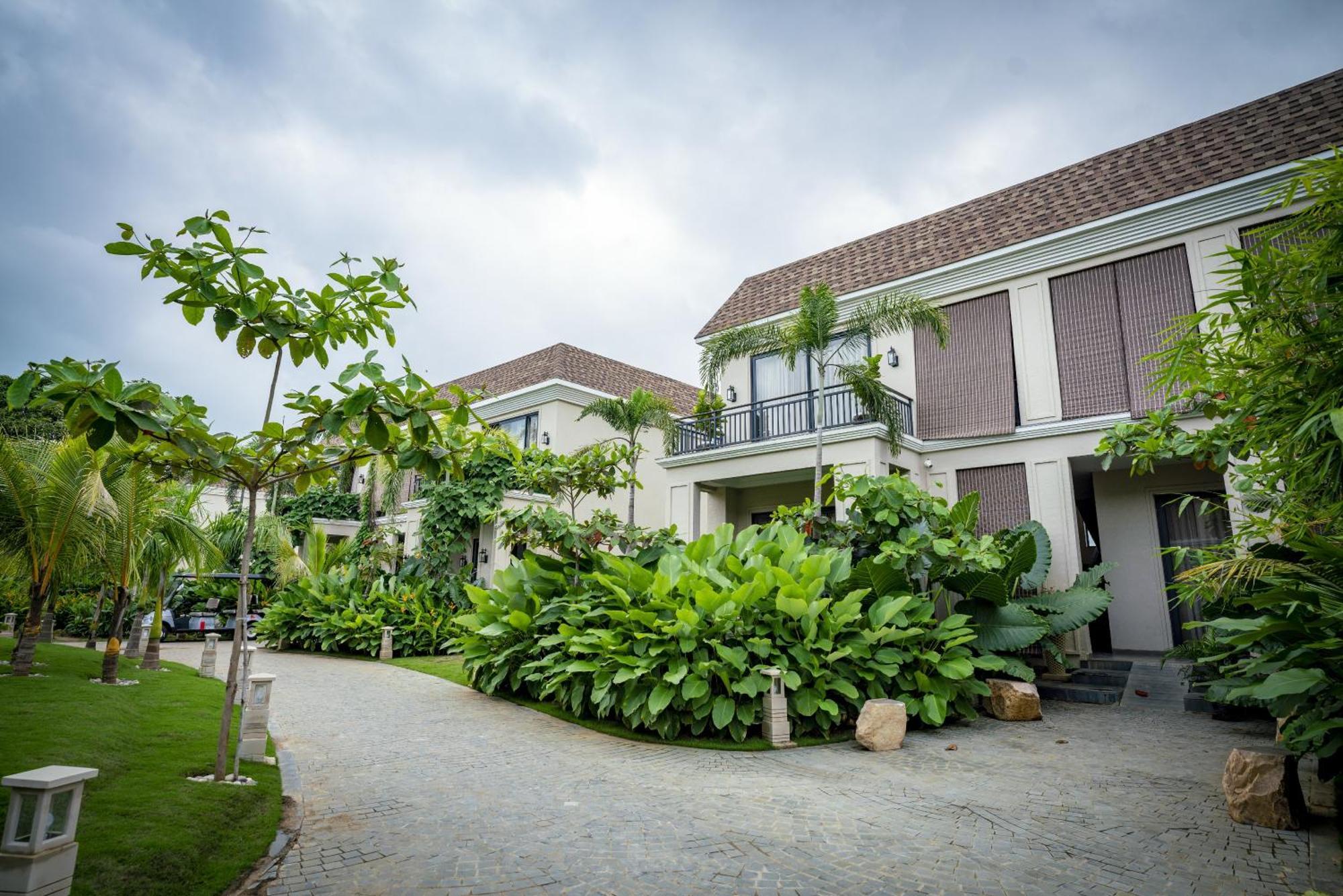 Maira Resort And Convention Centre Raipur  Ngoại thất bức ảnh