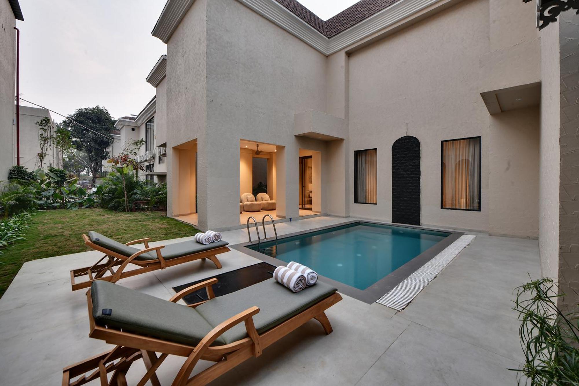 Maira Resort And Convention Centre Raipur  Ngoại thất bức ảnh